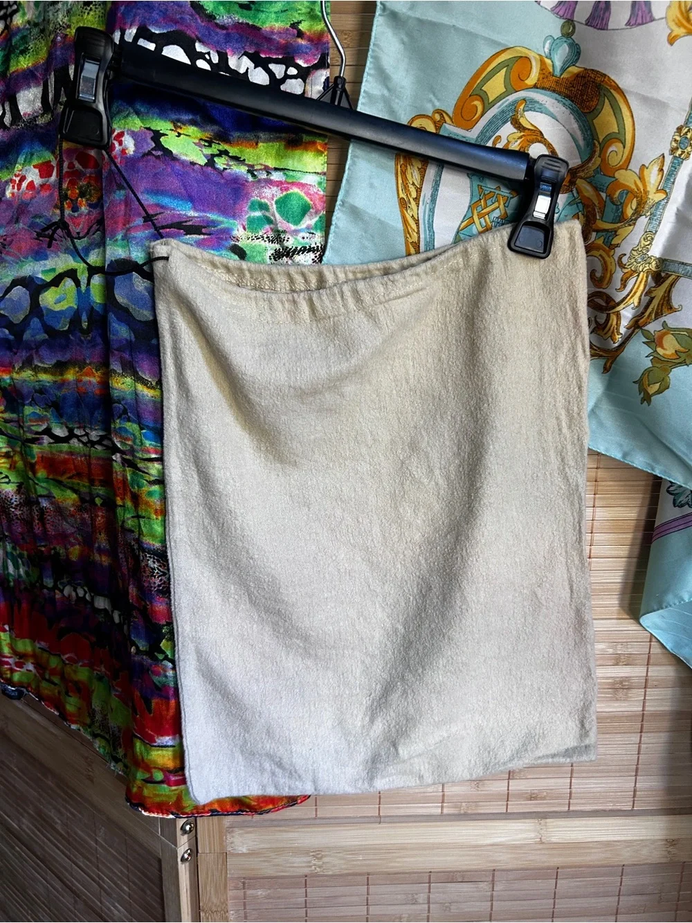Burberry Cream Tote Dust Cover with Black Equestrian Logo